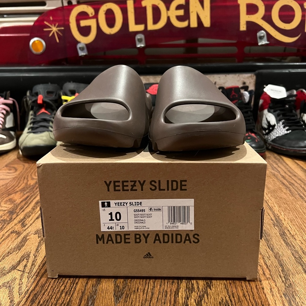 Brand new Yeezy slides size 10.